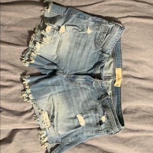 Hollister boyfriend shorts size 11 or 30